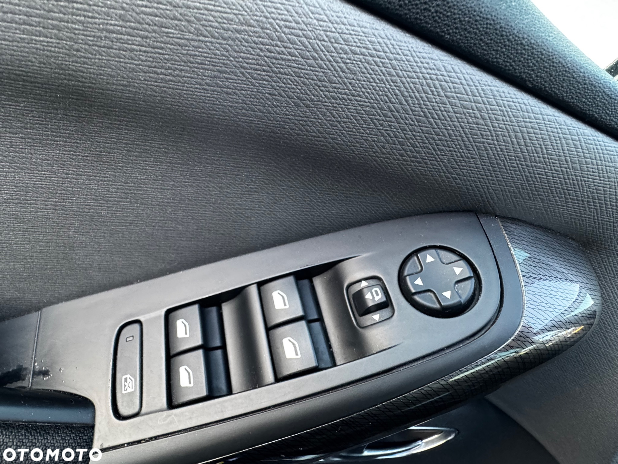 Citroën C4 Picasso PureTech 130 Stop&Start EAT6 SHINE - 17