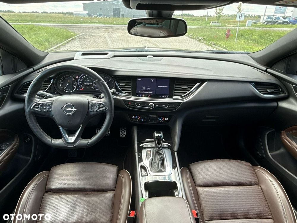 Opel Insignia 2.0 BiTurbo D 4x4 Automatik Ultimate Exclusive - 29