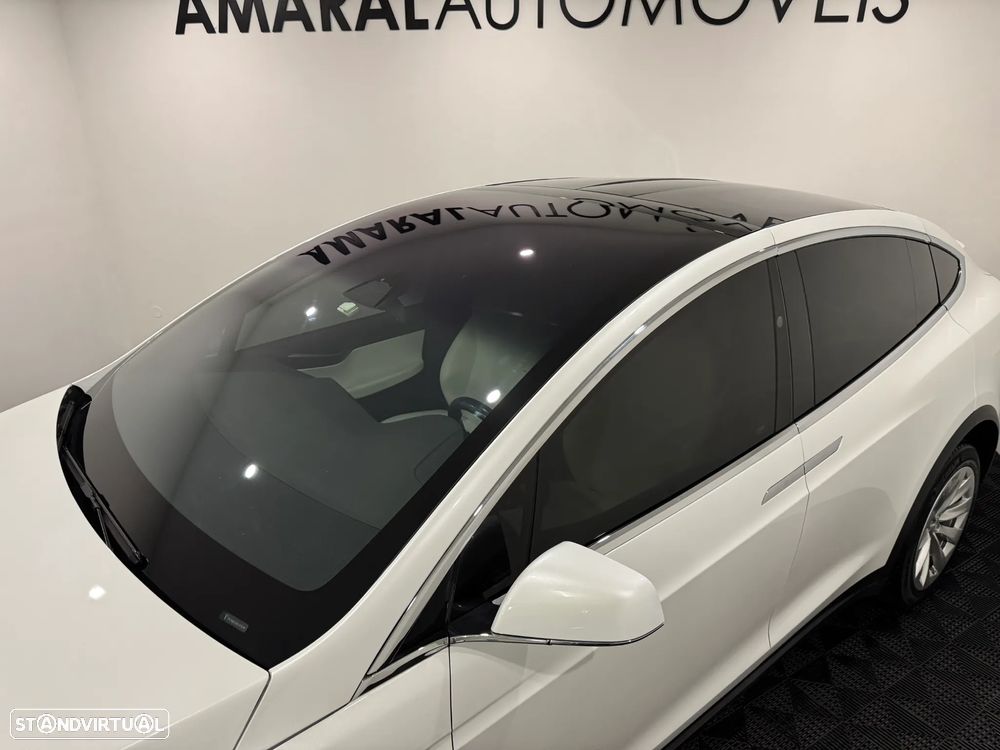 Tesla Model X 100 kWh Long Range AWD - 16