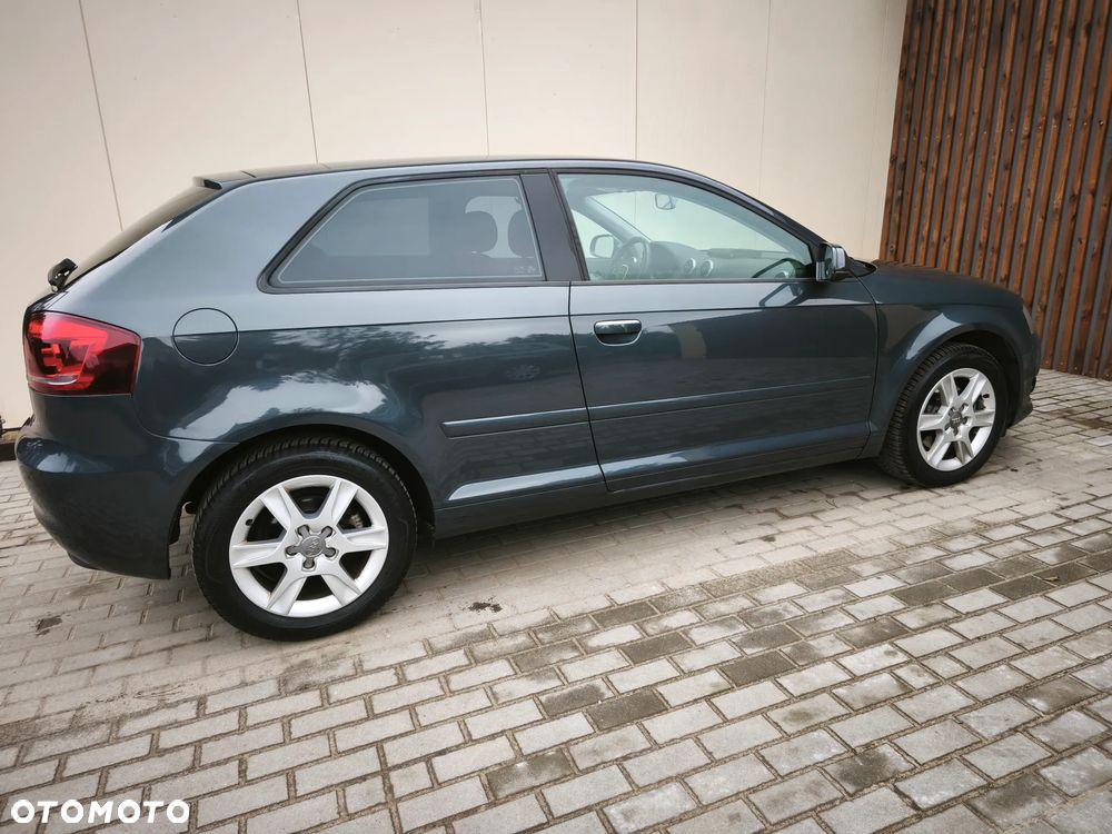 Audi A3 3-drzwiowe 2.0 TDI Ambiente - 7