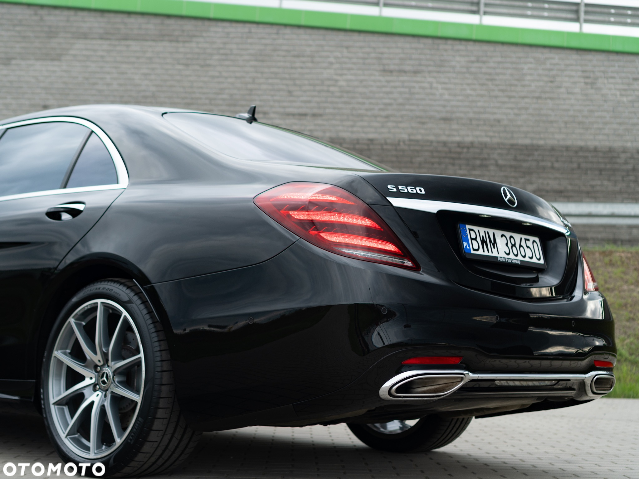 Mercedes-Benz Klasa S 560 4-Matic L 9G-TRONIC - 4