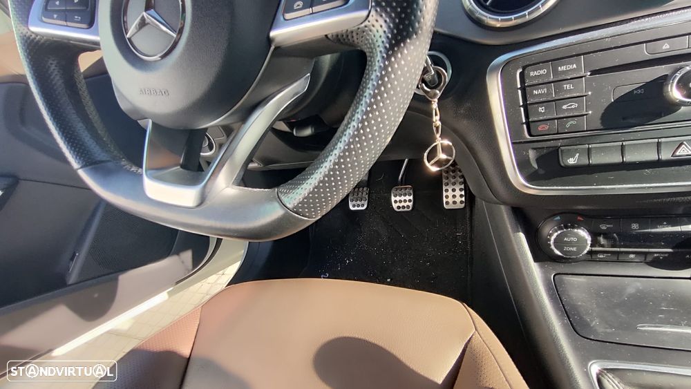 Mercedes-Benz CLA 200 (CDI) d - 12