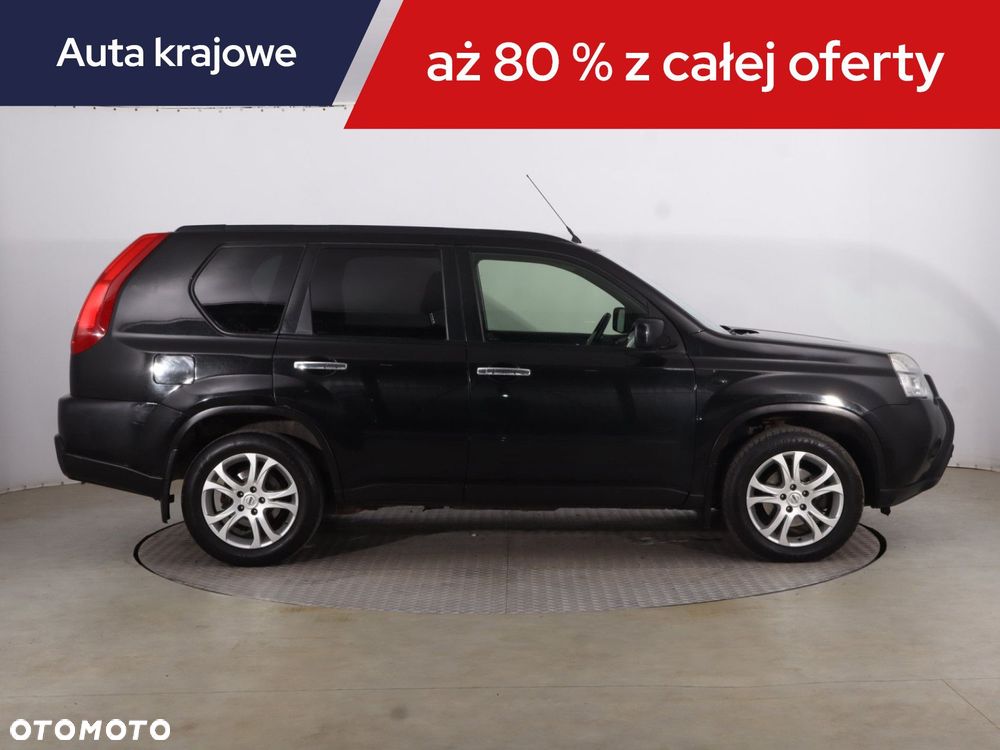 Nissan X-Trail - 8