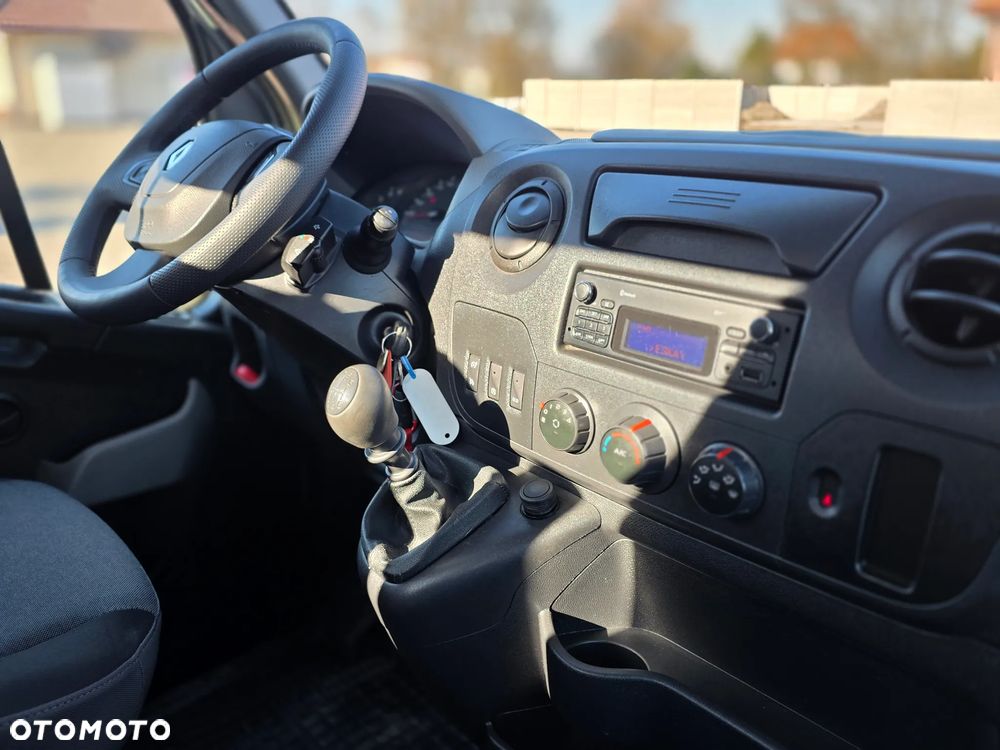Renault Master - 24