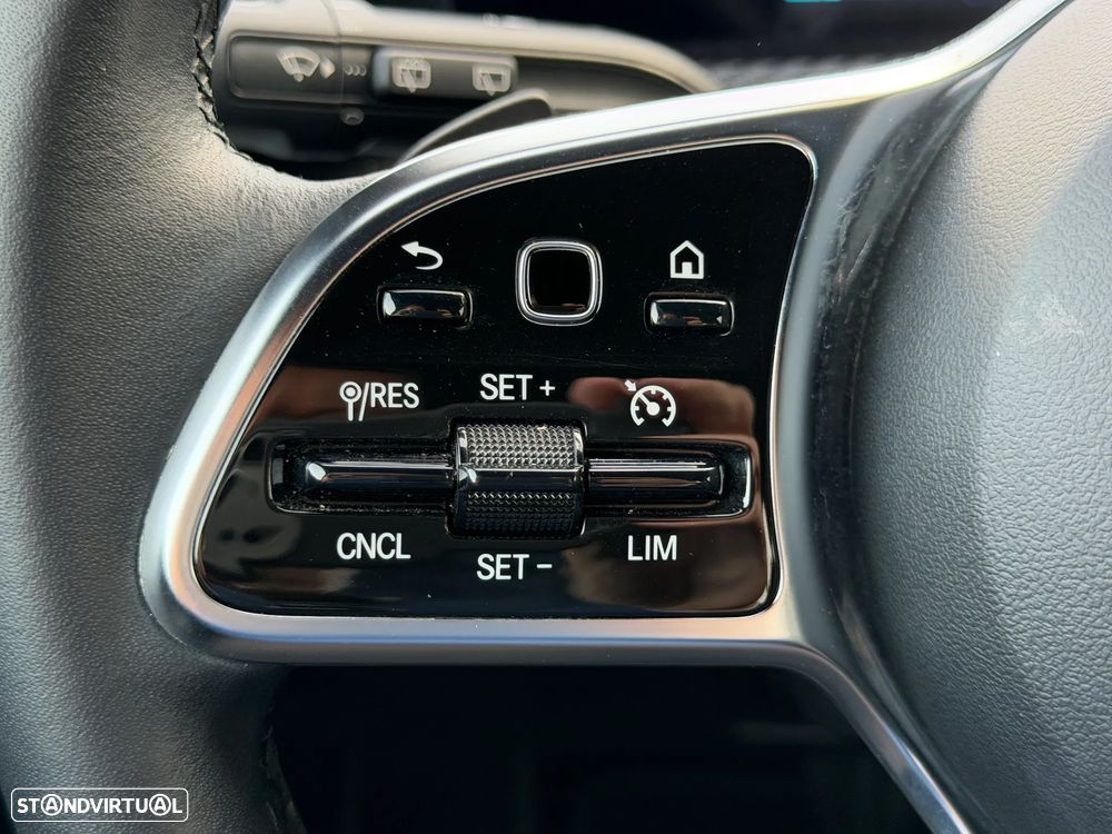 Mercedes-Benz A 250 e Style Plus - 35