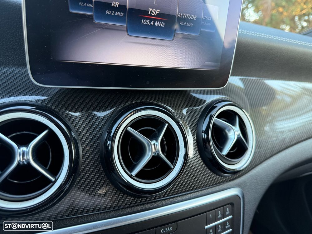 Mercedes-Benz CLA 200 d Shooting Brake AMG Line Aut. - 17