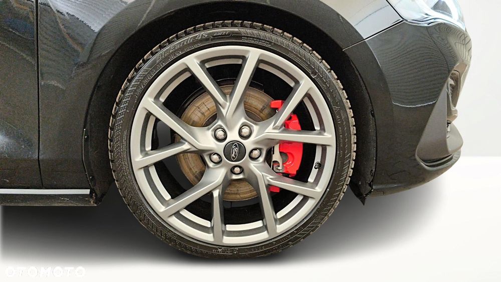 Ford Focus 2.3 EcoBoost ST X - 14