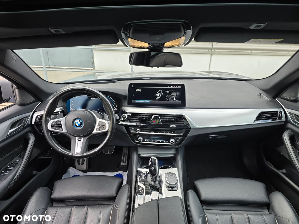 BMW Seria 5 530e M Sport sport - 17
