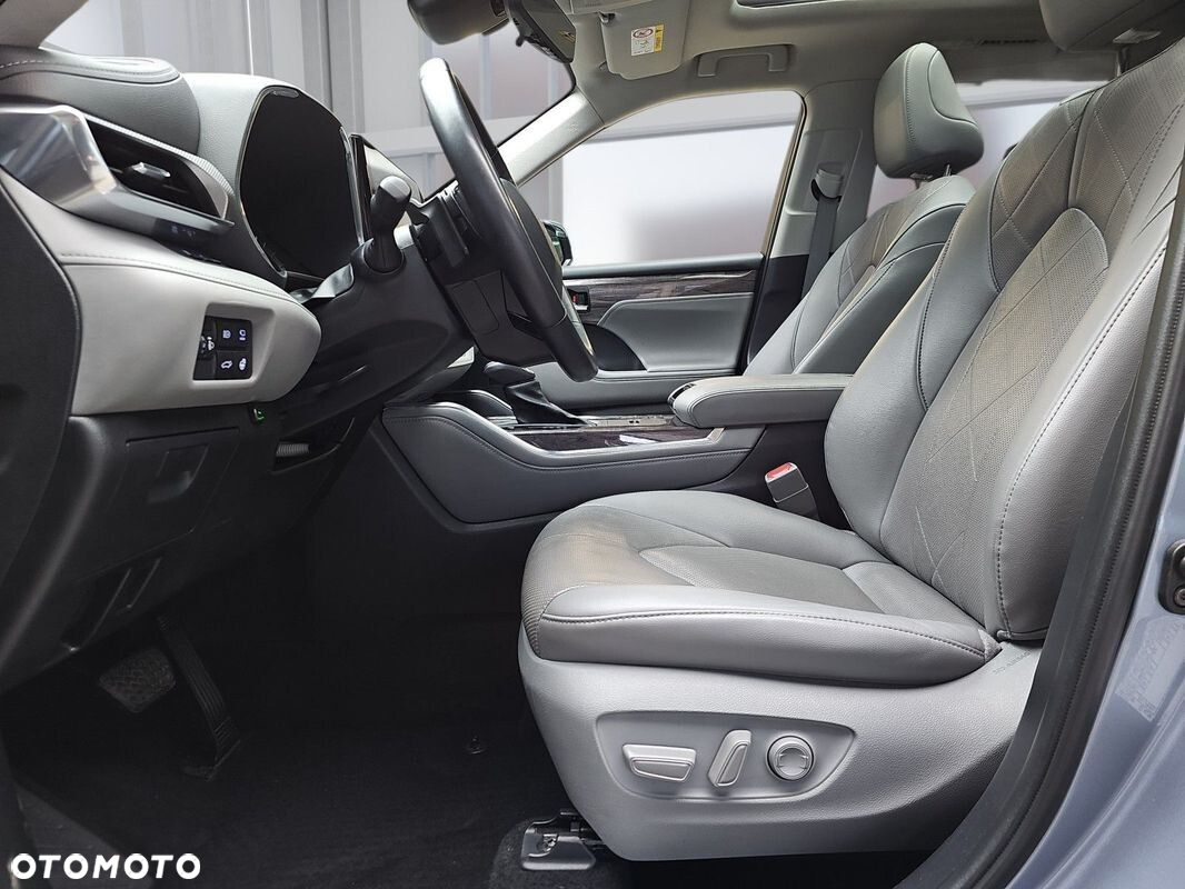 Toyota Highlander 2.5 Hybrid Executive - 15