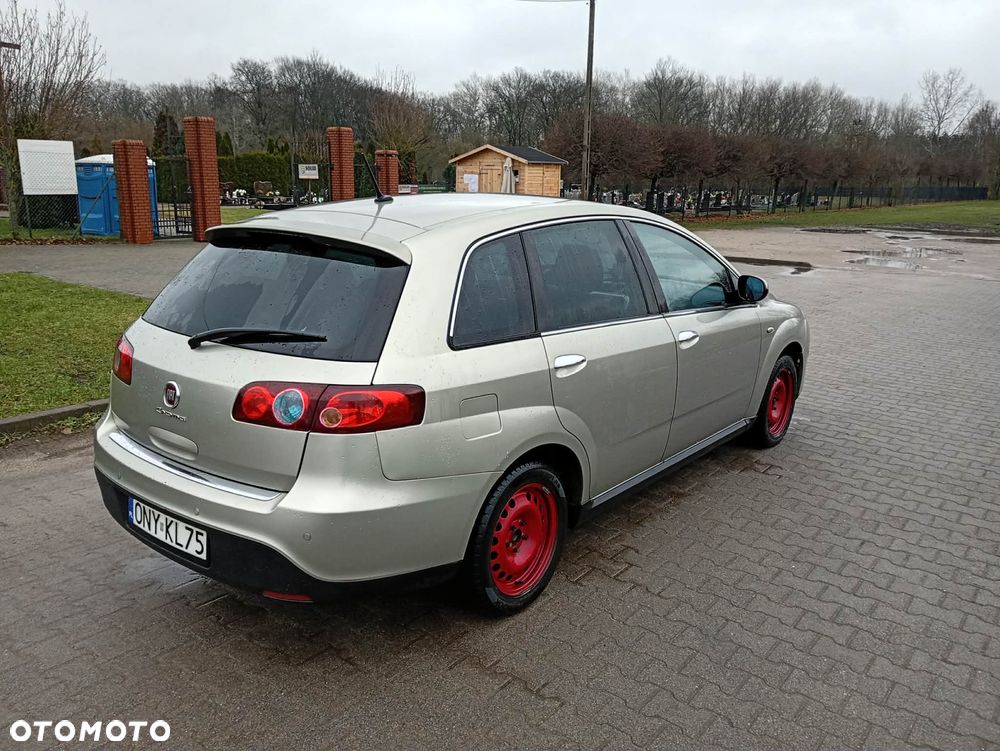 Fiat Croma 1.9 JTD Dynamic - 5