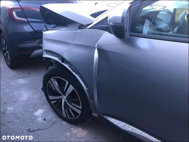 Peugeot 5008 - 5