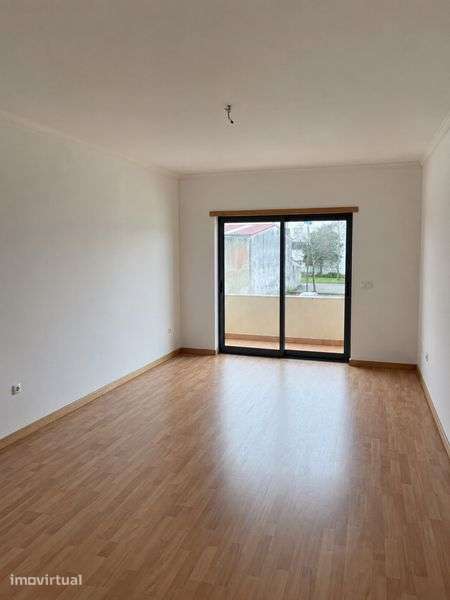 Arrenda T2 centro Cantanhede - Grande imagem: 4/11