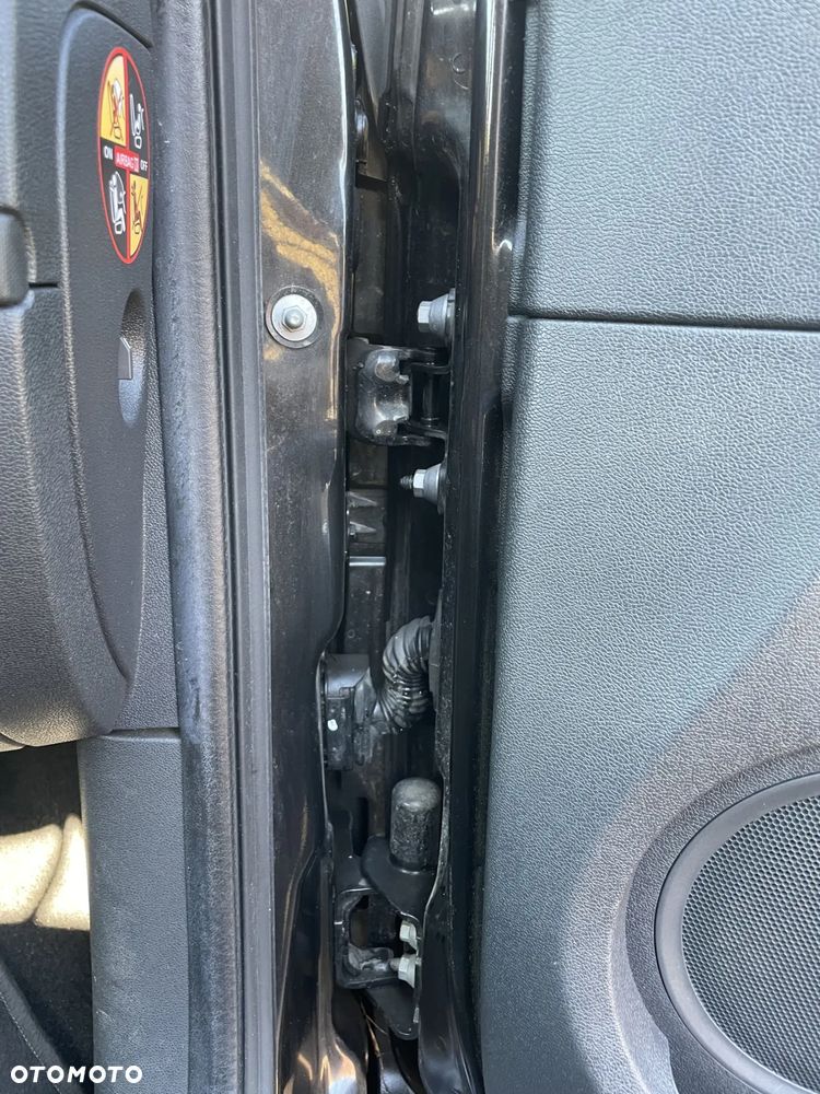 Renault Clio - 25