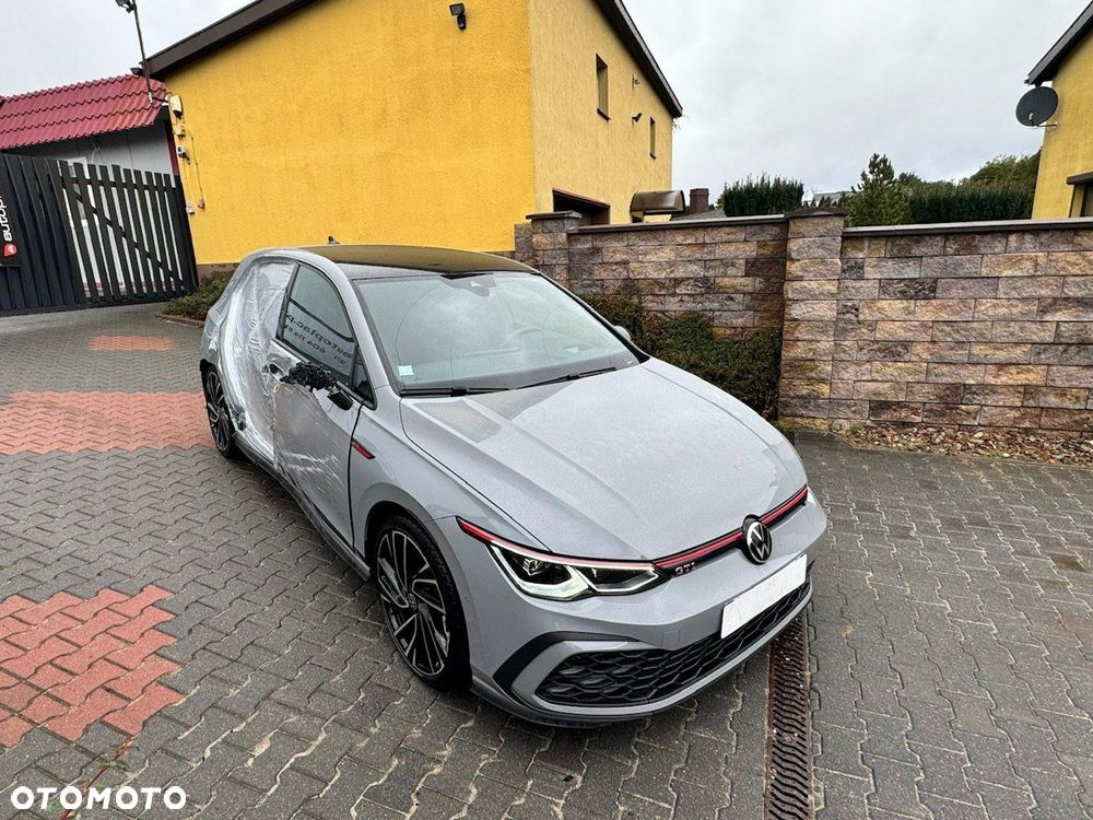 Volkswagen Golf VIII 2.0 TSI GTI DSG - 3