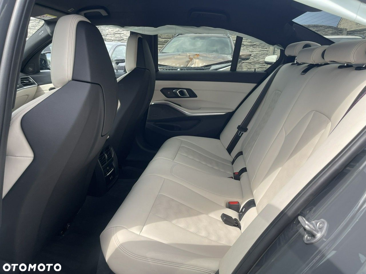 BMW M3 Competition M xDrive - 11