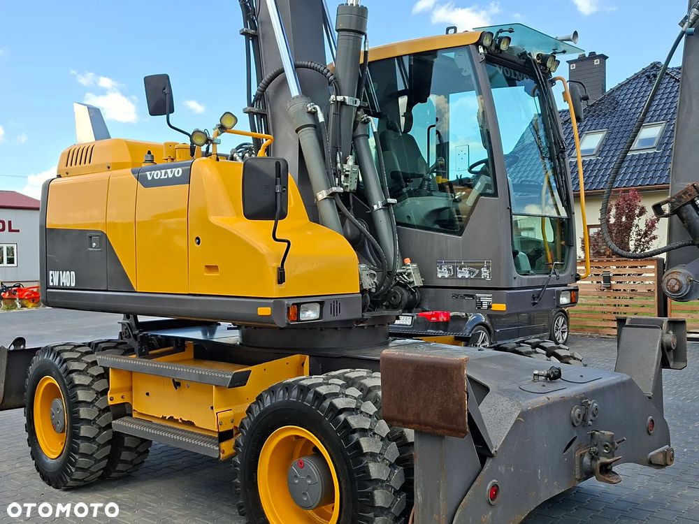Volvo EW140D ROTOTILT ze szczypcami - 9