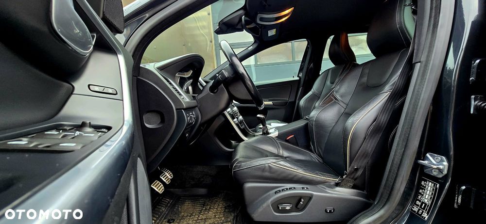 Volvo XC 60 D4 Drive-E R-Design Momentum - 8