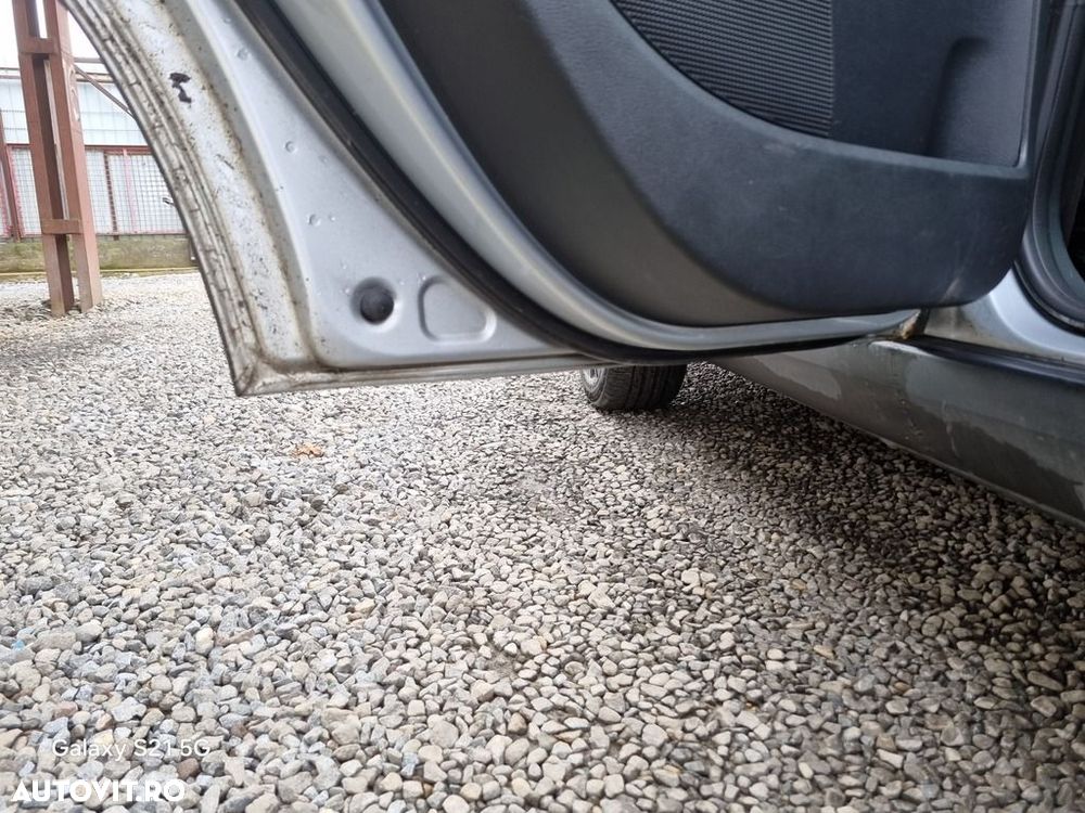 Usa Stanga Spate Skoda Yeti 2009 - 2013 SUV 4 Usi ARGINTIU (1406) - 3