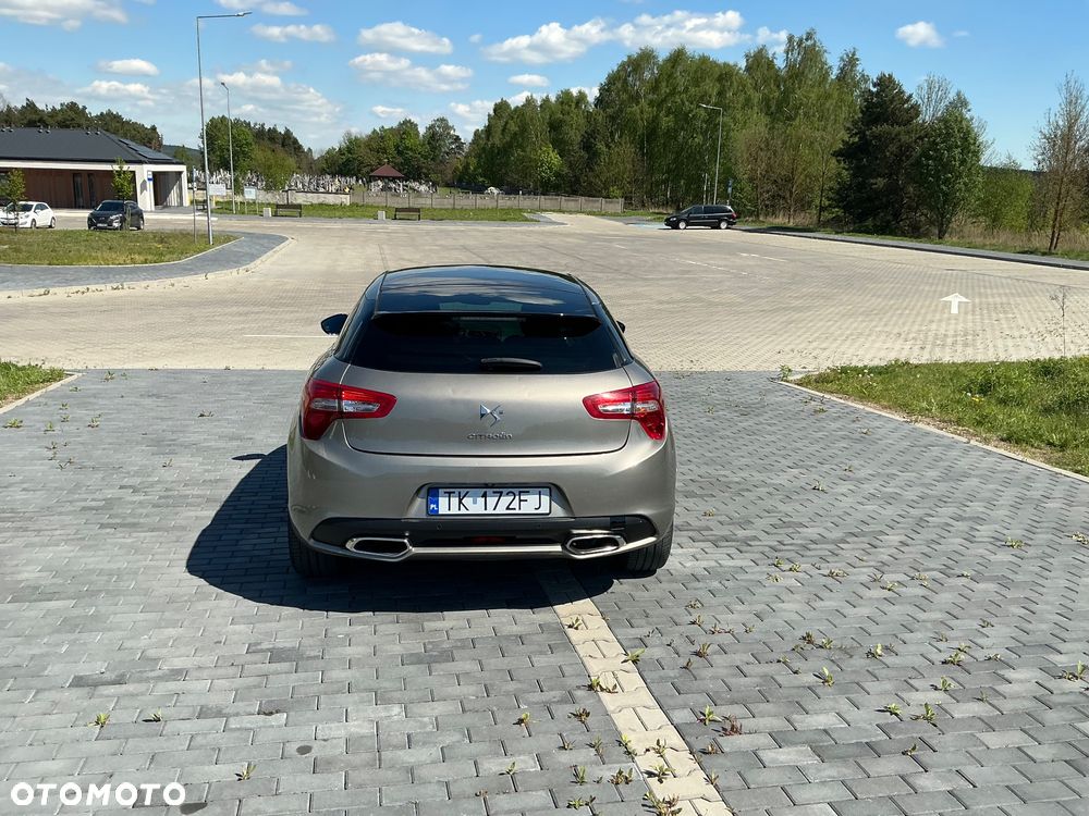 Citroën DS5 HDi 165 Chic - 5
