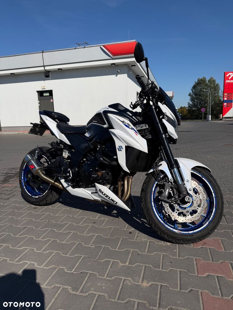 Suzuki GSX