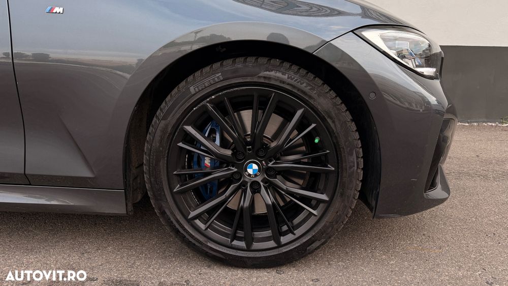 BMW Seria 3 330i AT - 9