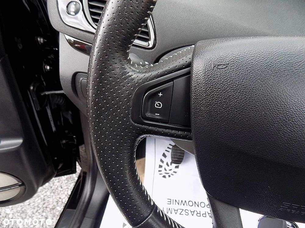 Renault Scenic ENERGY TCe 130 S&S Bose Edition - 13