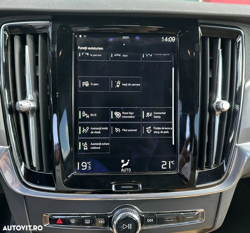 Volvo V90 - 15