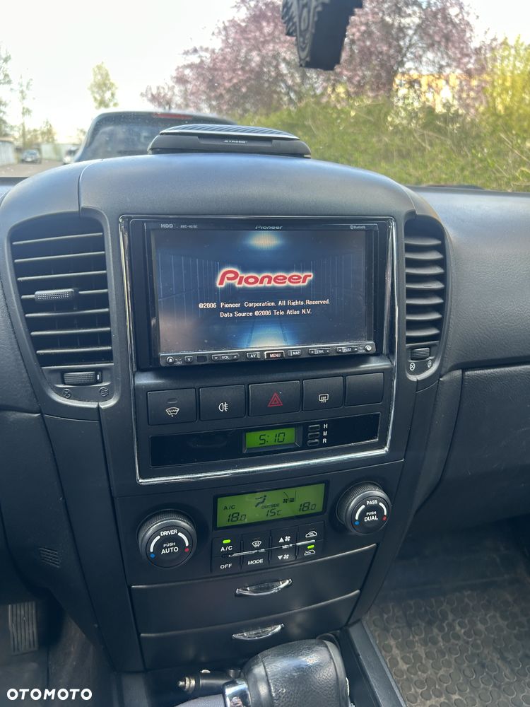 Kia Sorento - 9