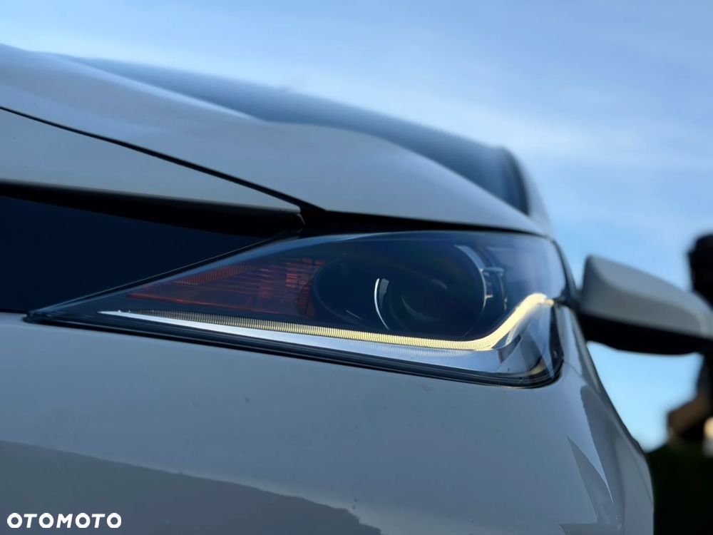 Toyota Aygo x-clusiv - 26