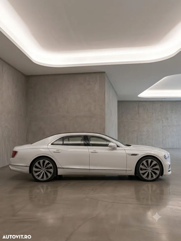 Bentley Flying Spur - 4