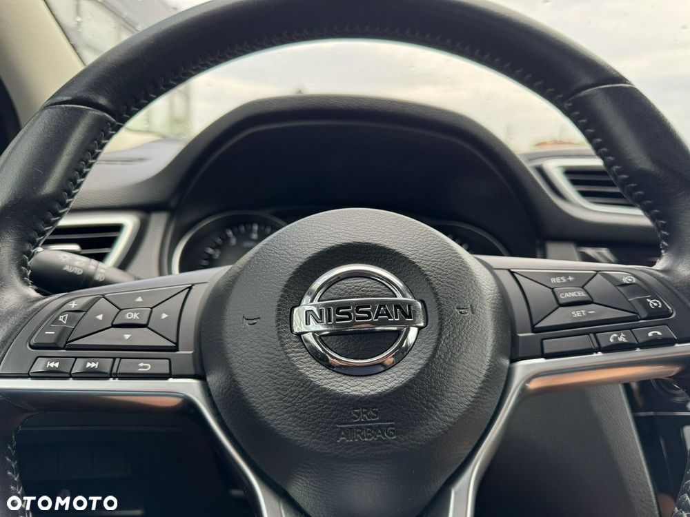 Nissan Qashqai - 14
