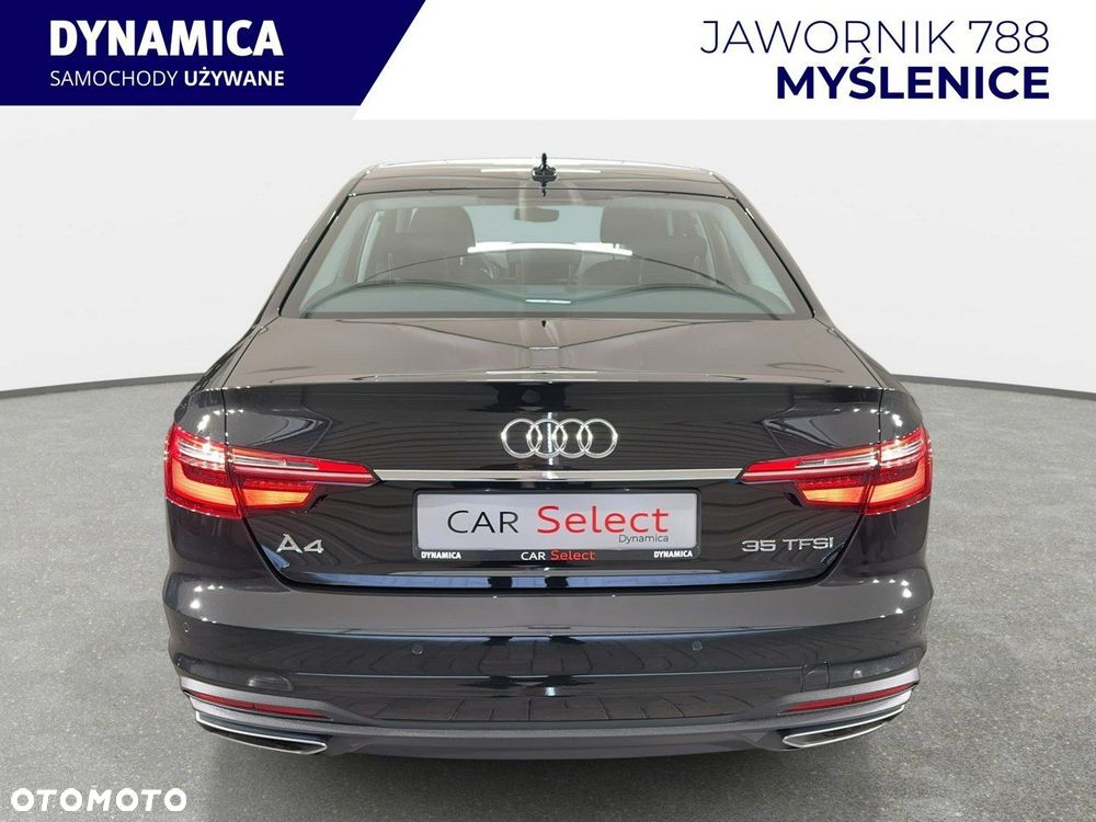 Audi A4 Limousine - 8