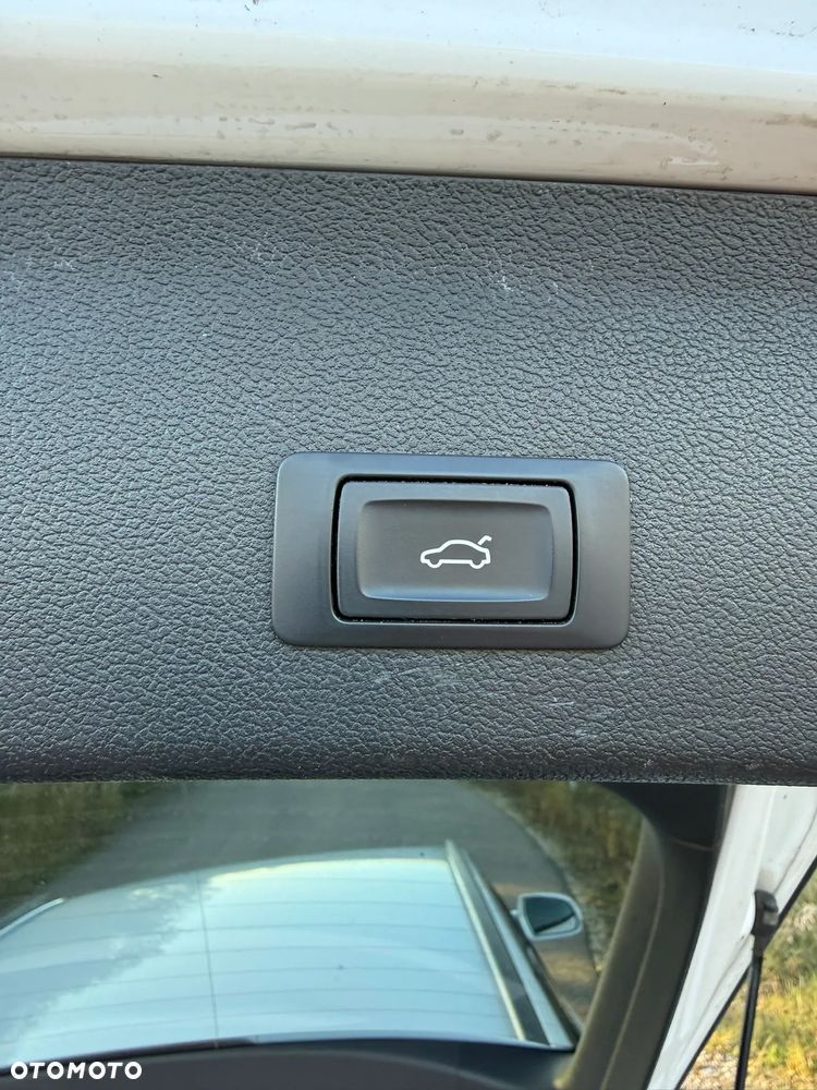 Audi A4 Avant 2.0 TDI clean diesel - 15