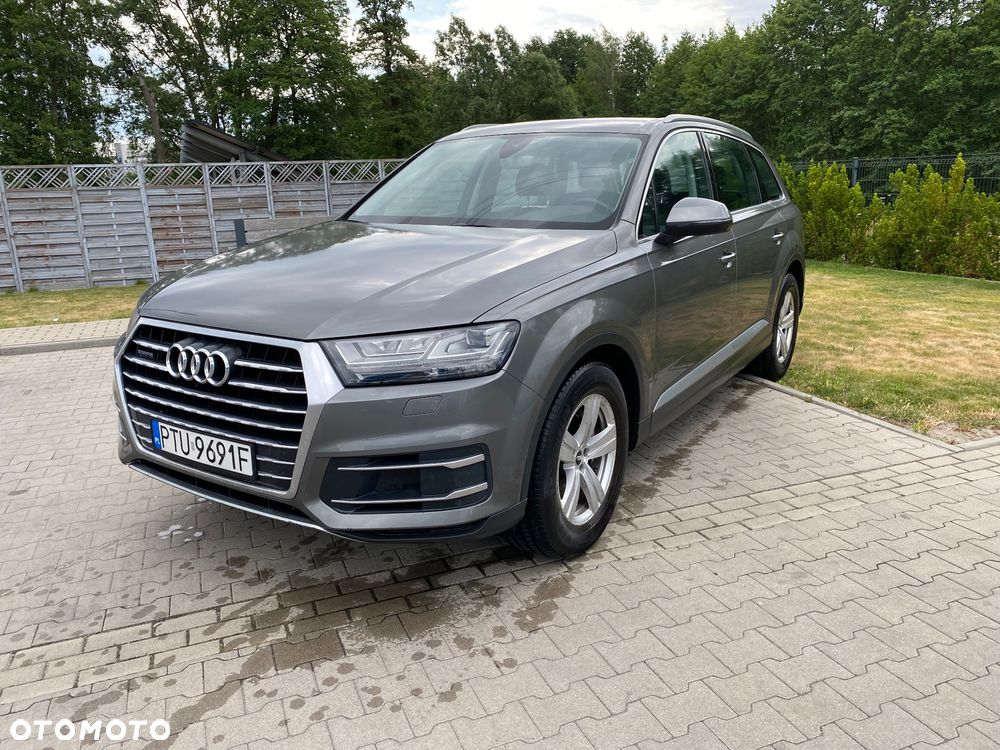 Audi Q7 - 1
