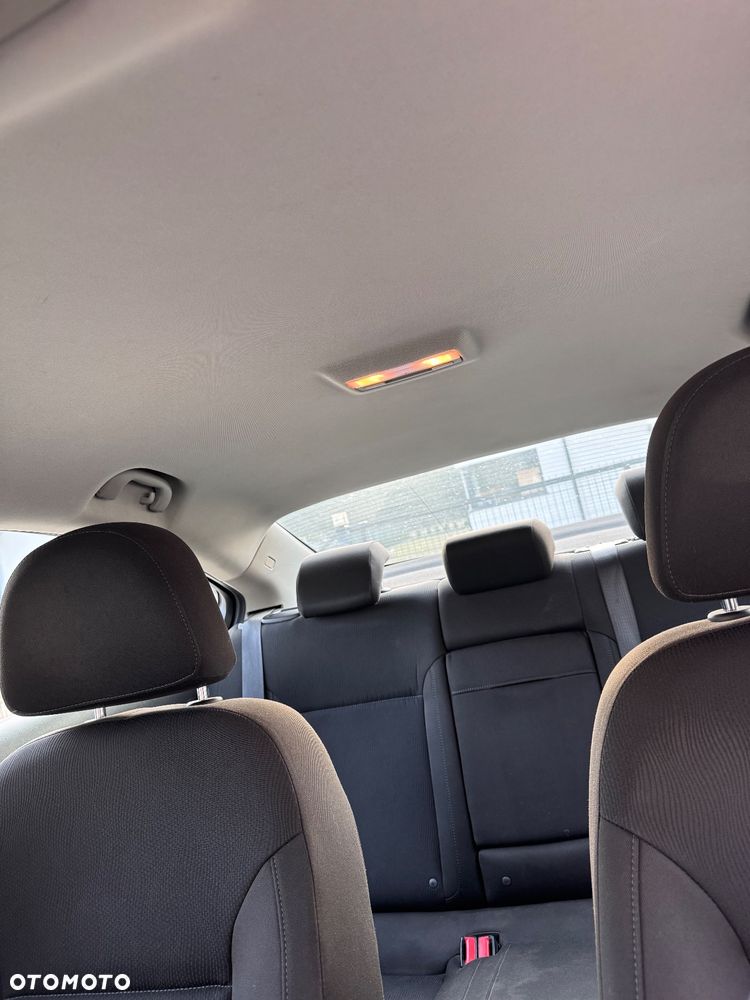 Opel Insignia 1.6 T Sport - 11