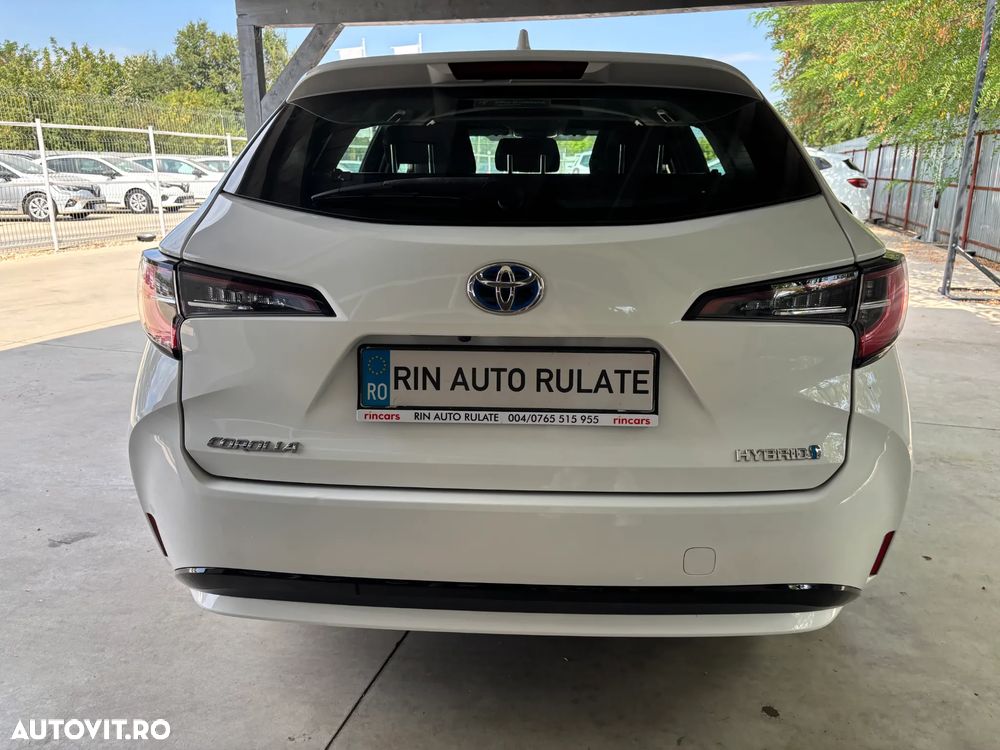 Toyota Corolla 1.8 HSD Business - 7
