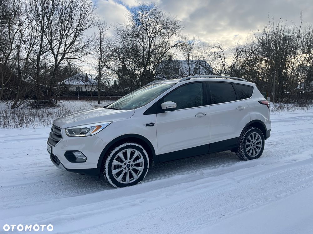 Ford Kuga 1.5 EcoBoost 4WD Titanium - 3