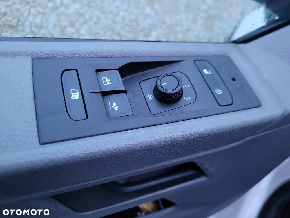 Volkswagen Transporter T6.1 - 17