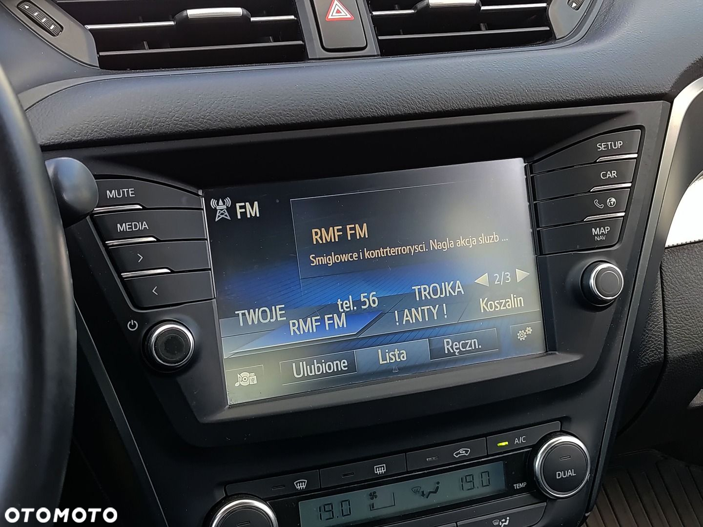 Toyota Avensis - 11