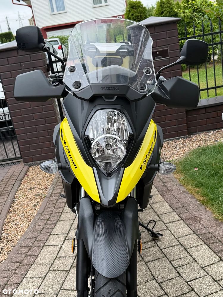 Suzuki V-STROM - 17