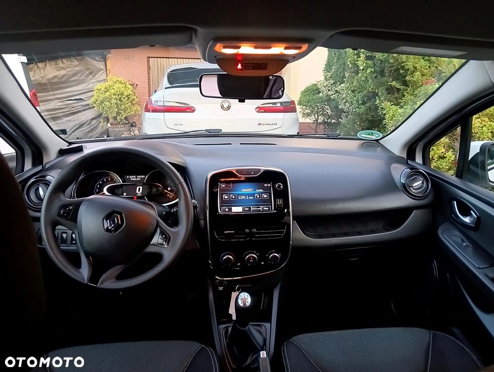 Renault Clio TCe 90 Dynamique - 10