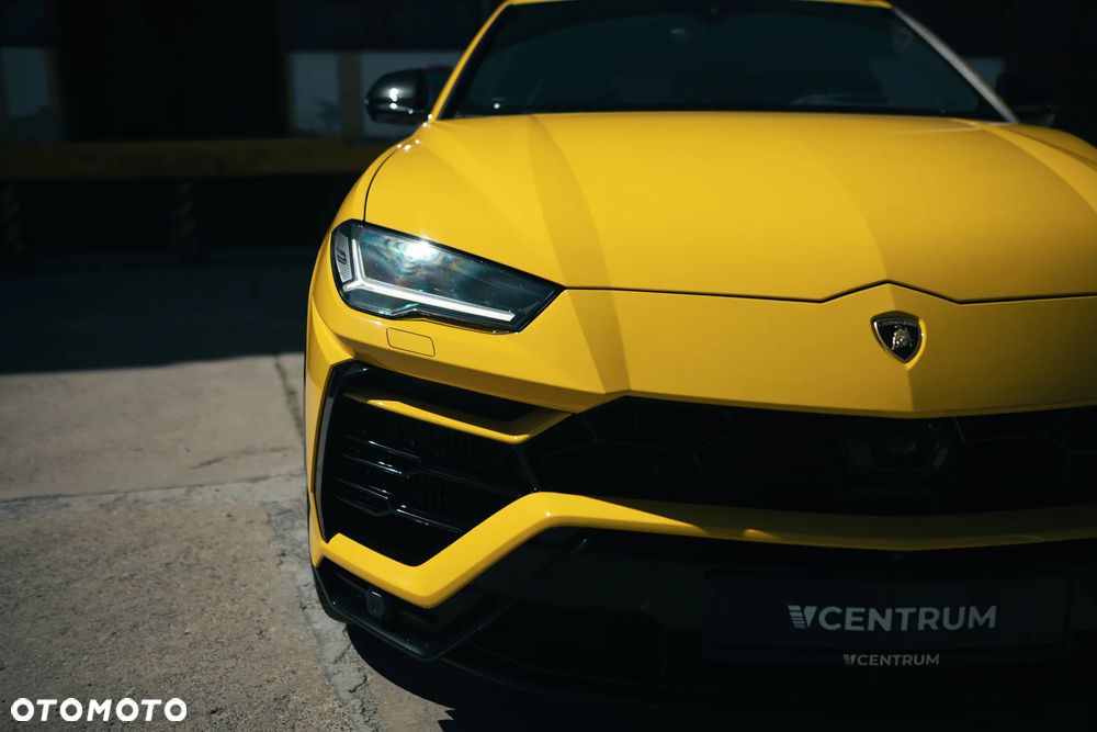 Lamborghini Urus Standard - 9
