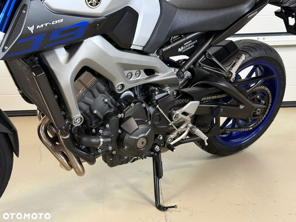 Yamaha MT - 8