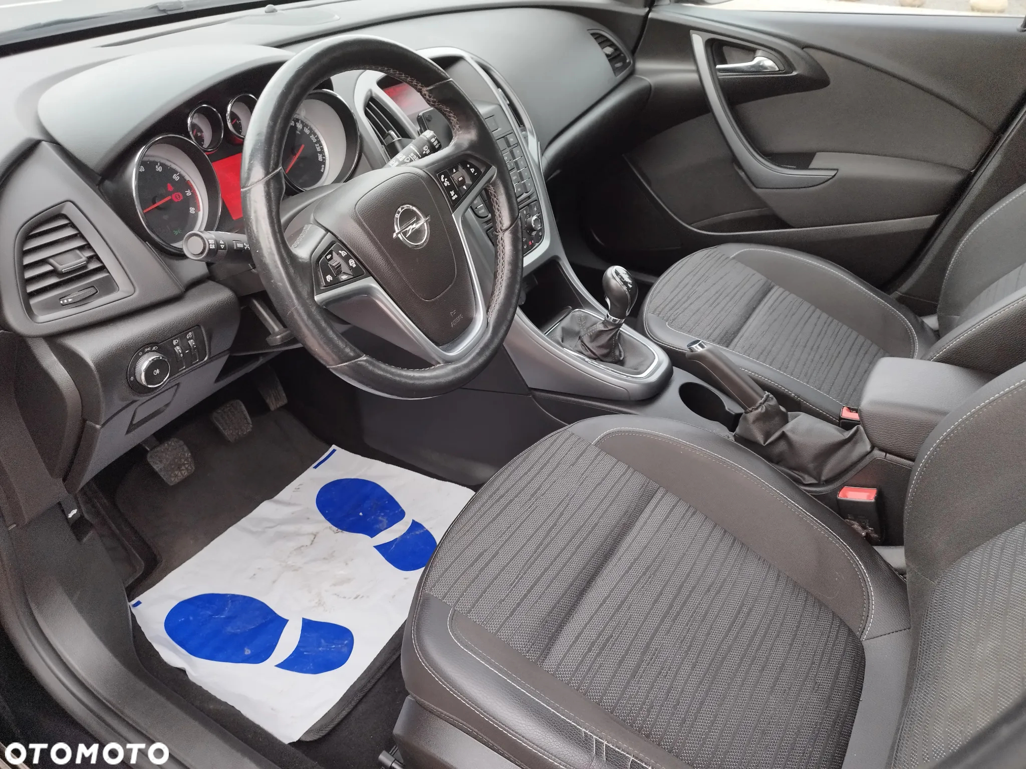 Opel Astra 1.6 Color Edition - 8
