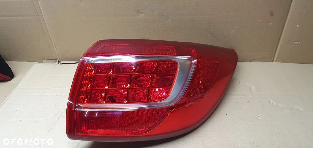 Lampa prawy tył tylna prawa w błotnik Kia Sportage III 3 - 1