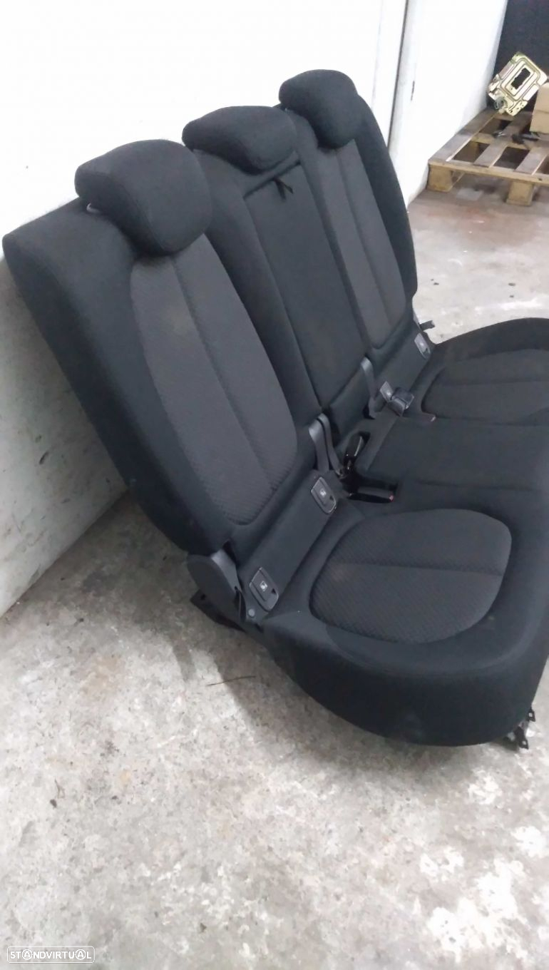 Estofos De Trás Bmw 3 (E90) - 3