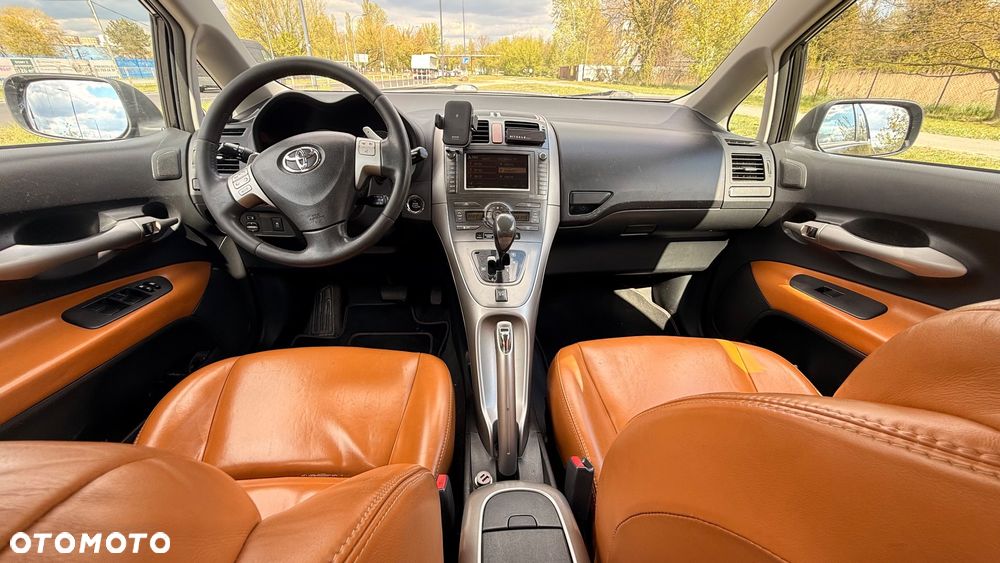 Toyota Auris 1.6 VVT-i Luna MM - 16