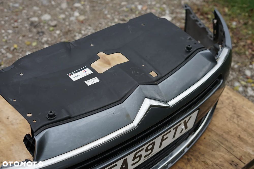 Zderzak przód przedni Citroen C5 III X7 KTHB - 4