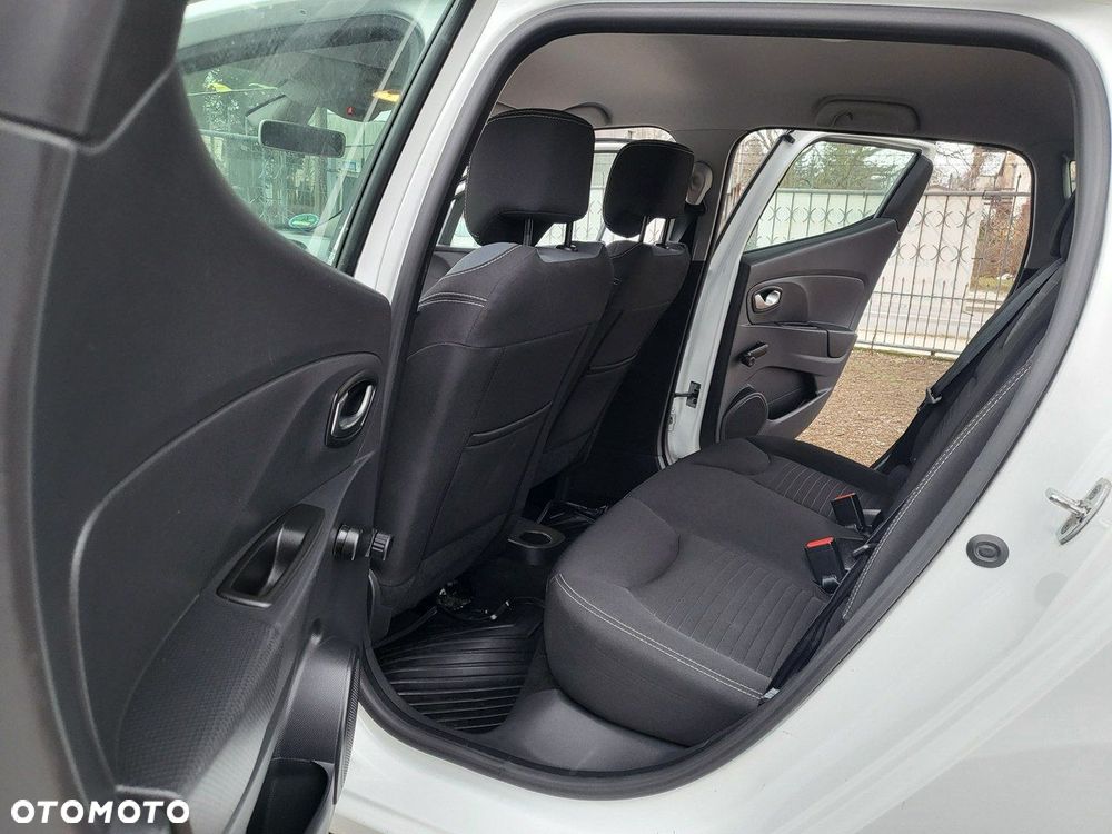 Renault Clio - 18