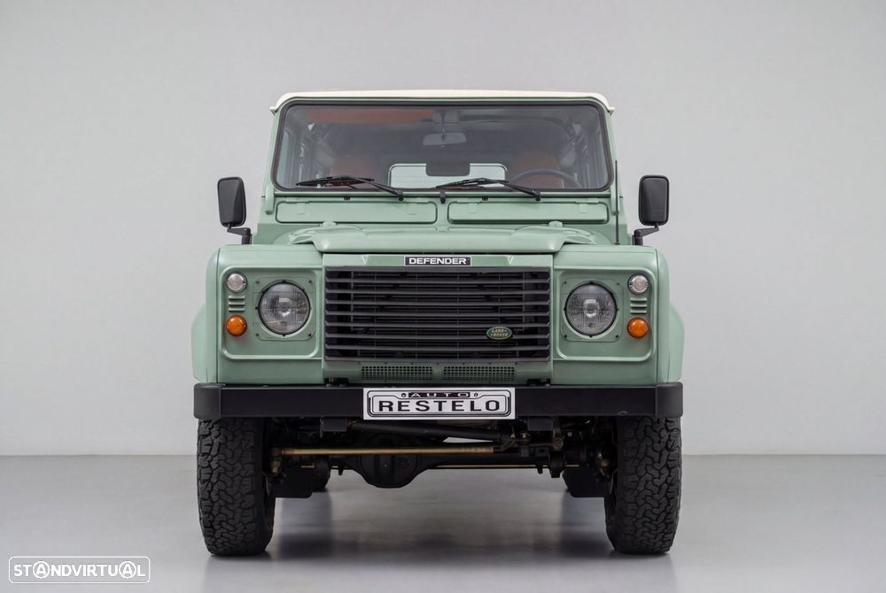 Land Rover Defender - 43